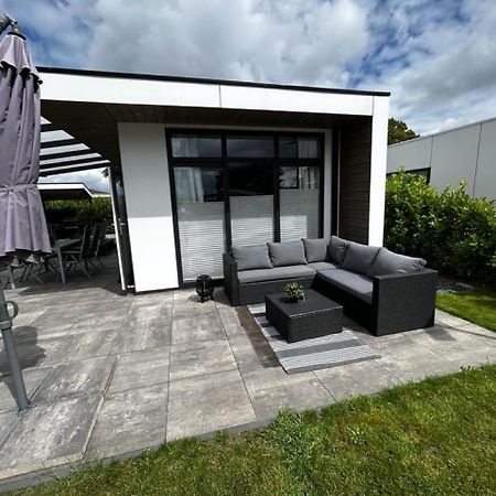 Ferienhaus / Chalet / Bungalow Am See, Holland, Niederlande, Lathum Esterno foto